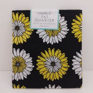 Daisy‎ Flower Fabric Fat Quarter Cotton 18 x 21 inches White Black Yellow Crafts